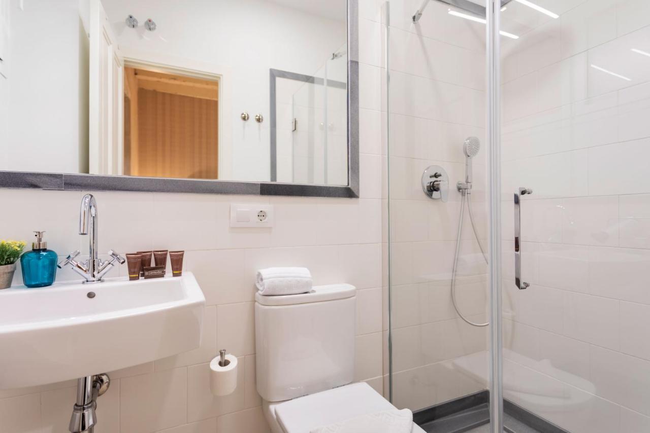 Genteel Home Feria Севилья Экстерьер фото