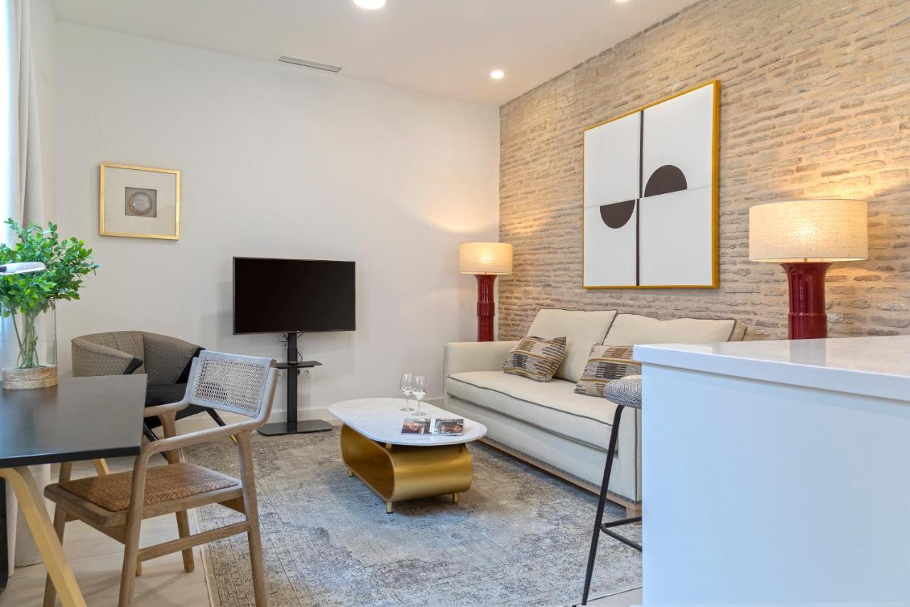 Genteel Home Feria Севилья Экстерьер фото